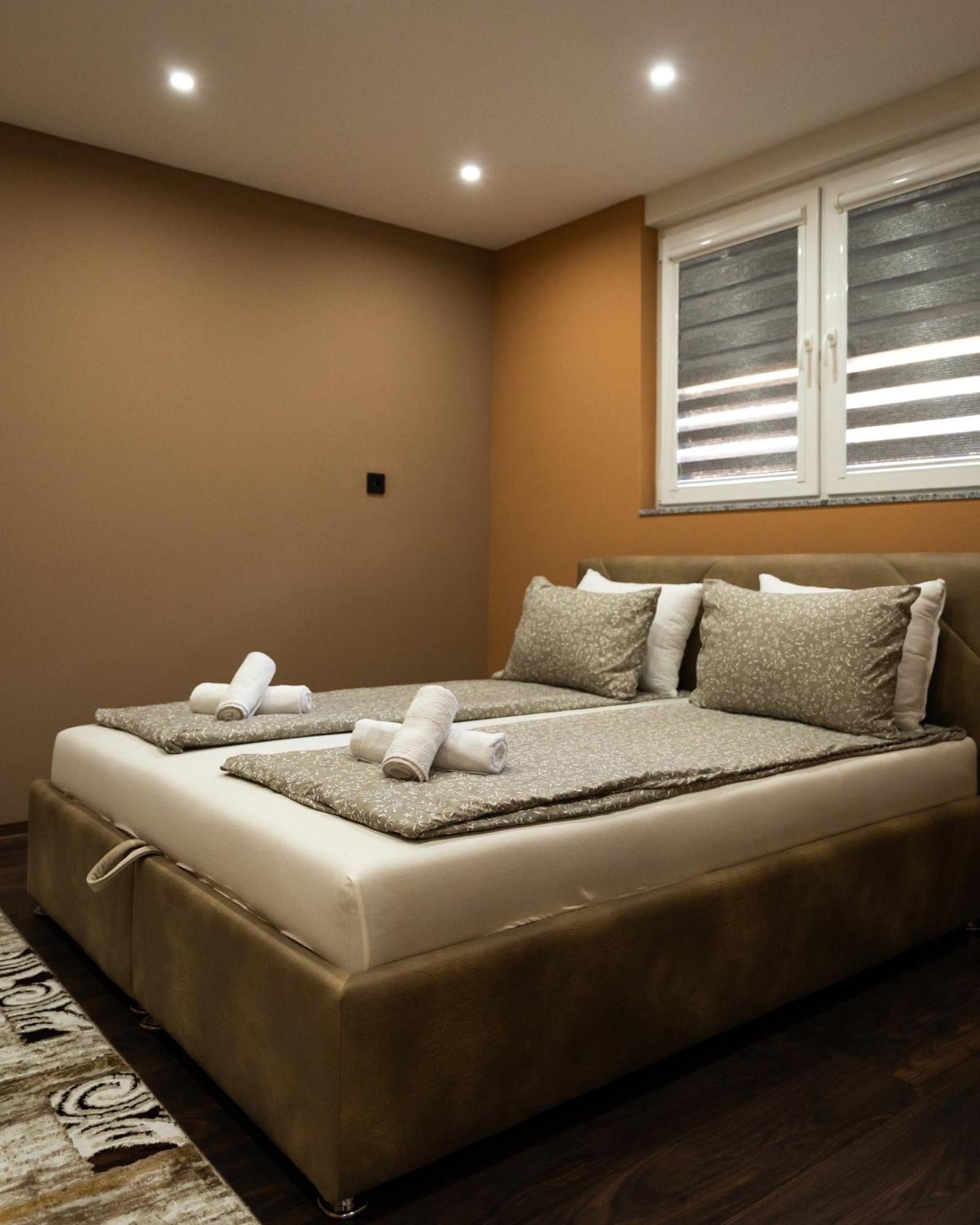 Ema, Asja, Eda Apartments Зениця Екстер'єр фото